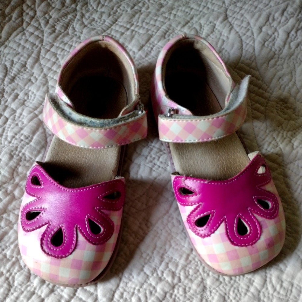 Livie & Luca Girls Shoes Size 12, Pink Gingham